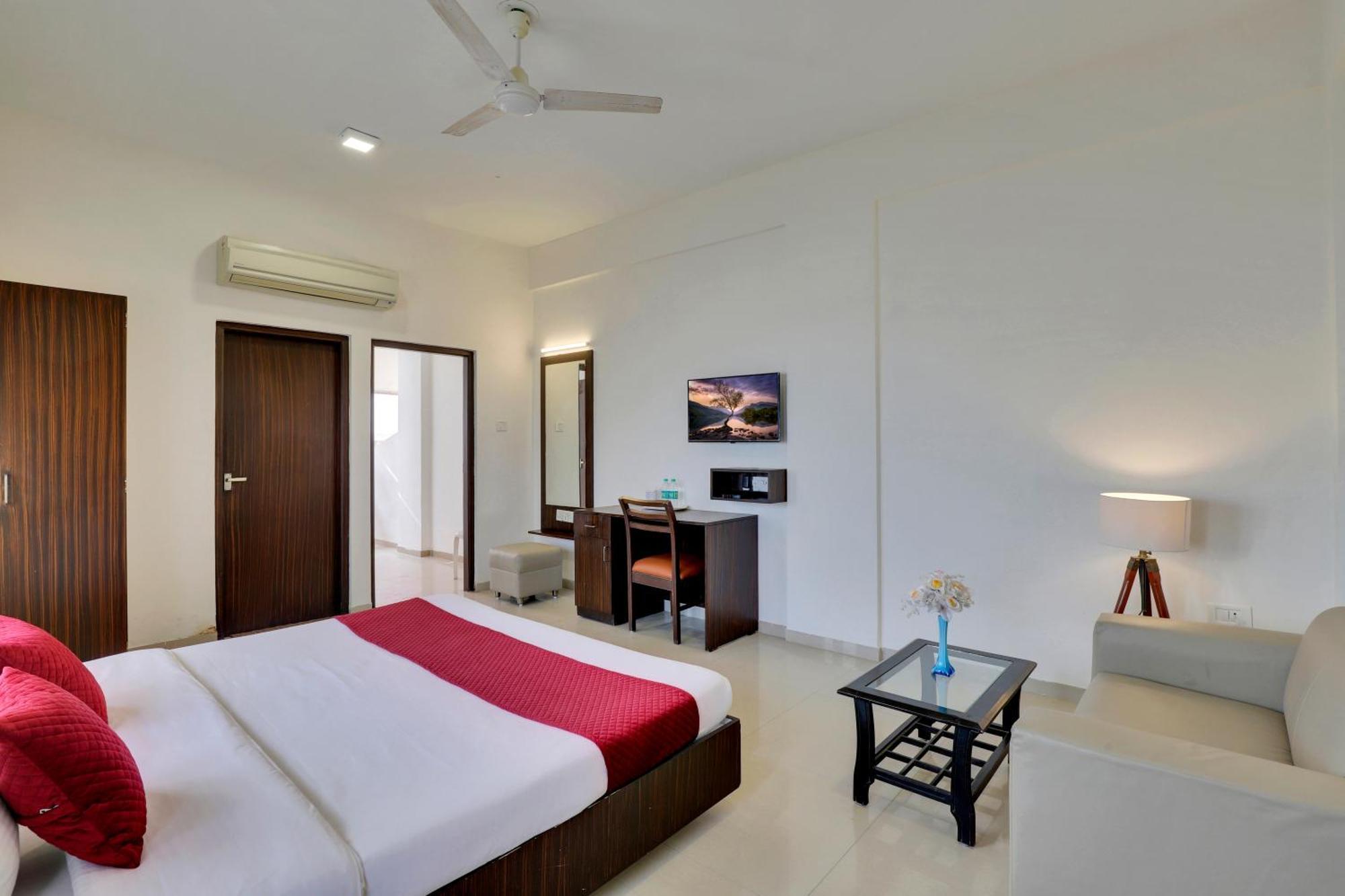 Goverdhan Greens Resort Dwarka L Hotels In Dwarka 外观 照片