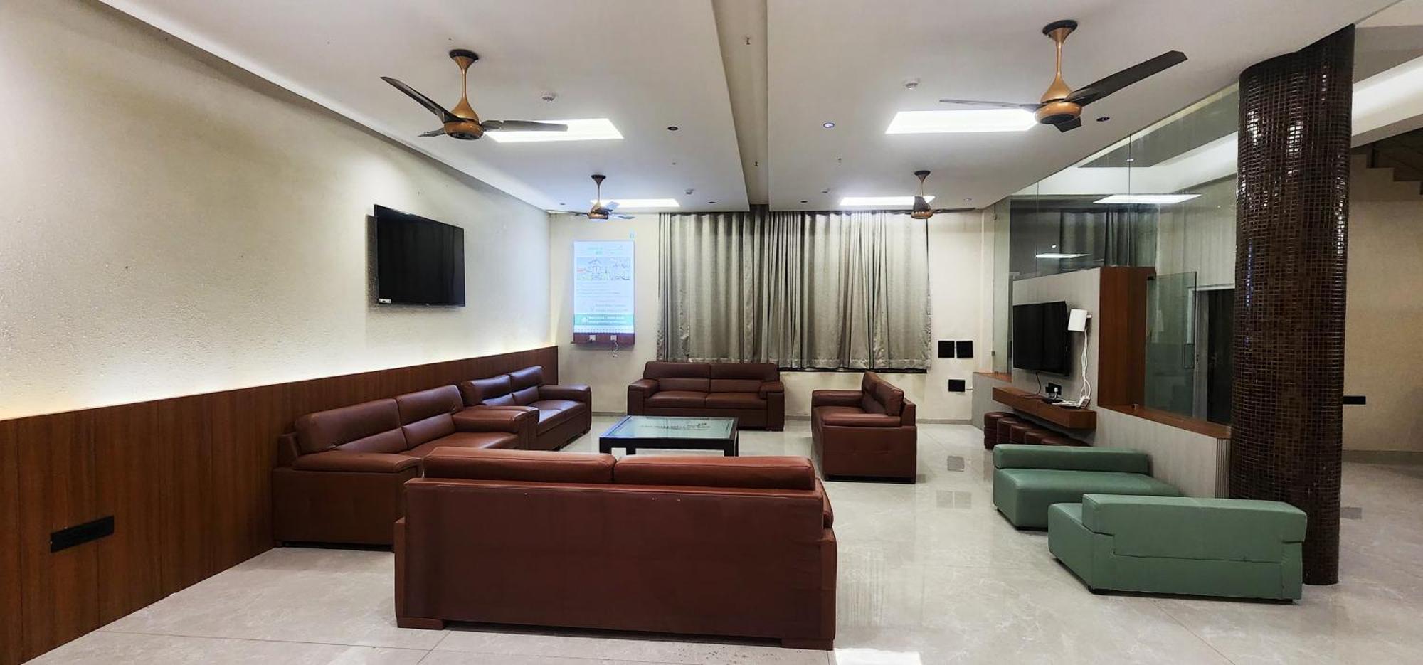 Goverdhan Greens Resort Dwarka L Hotels In Dwarka 外观 照片